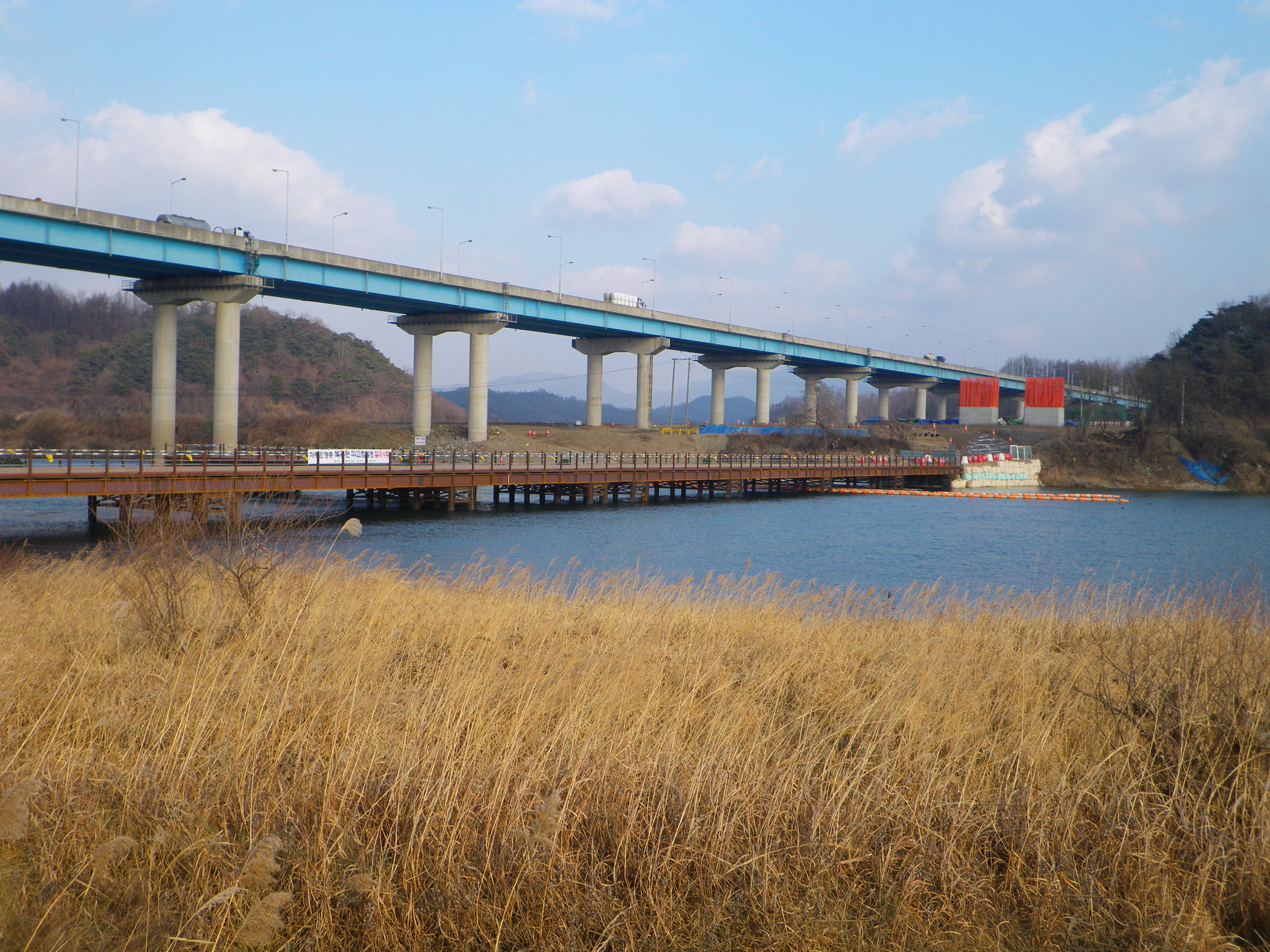 [가설교량] 음성-충주간 고속도로 건설공사 7공구  ◈발주처: 한국도로공사 8.25m X 178...
